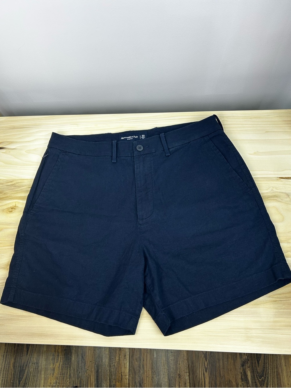 Abercrombie & Fitch Men's Navy Flat-Front Shorts
